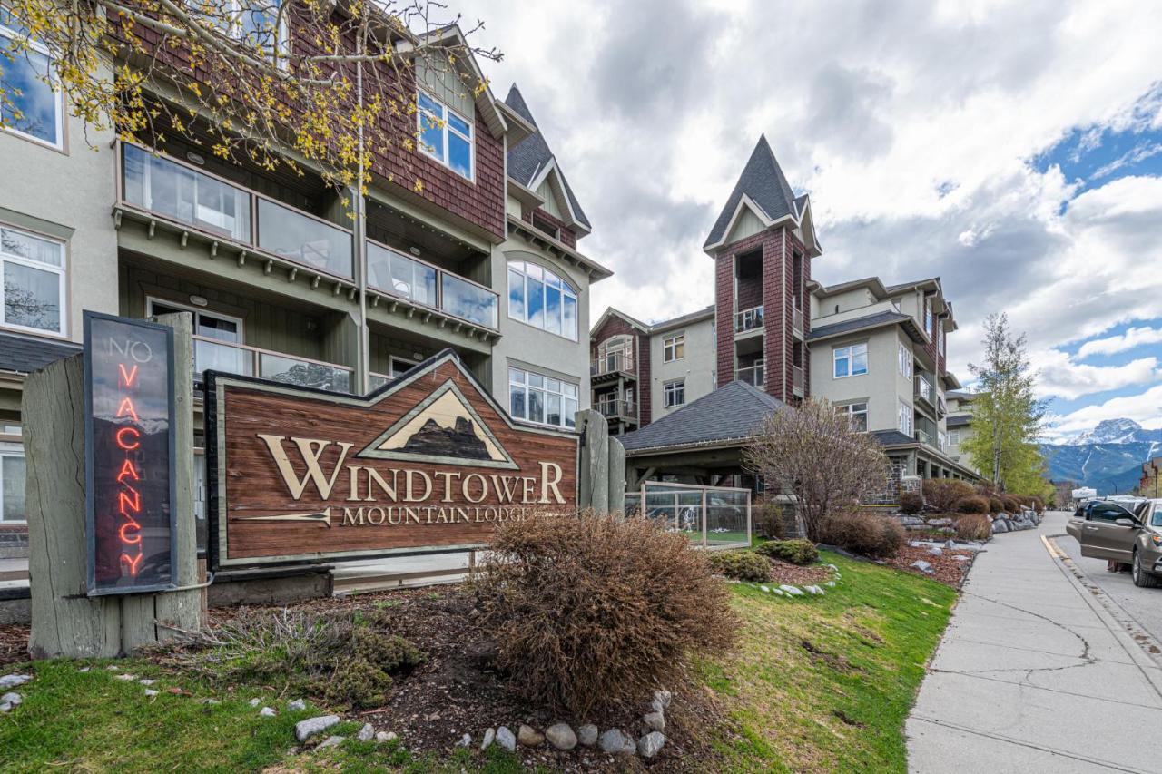 Windtower Lodge - Luxurious 2 Bedroom Suite 166-168 Canmore Exteriör bild